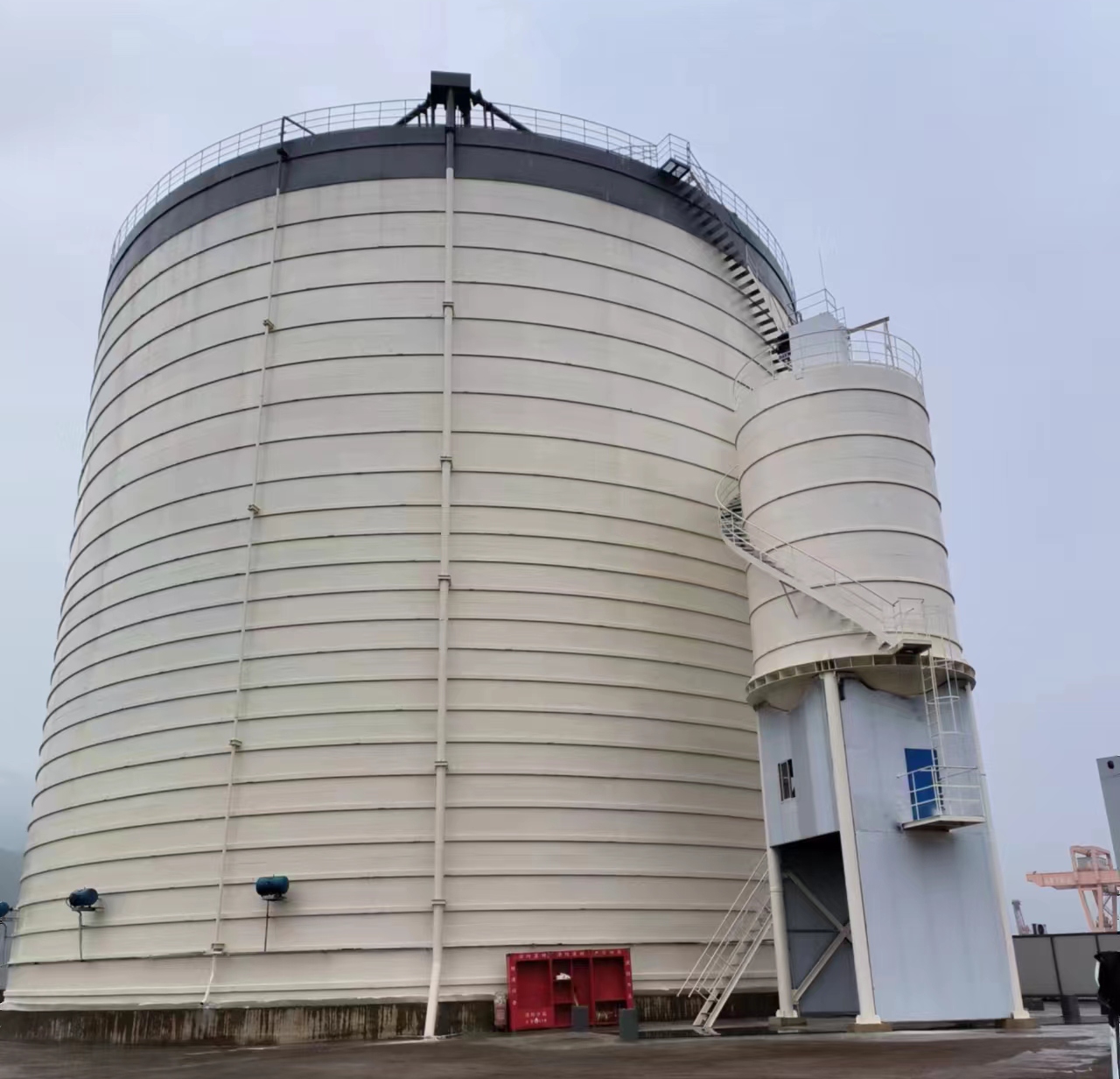 宝山10万吨水泥钢板库